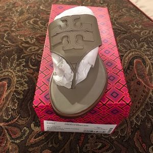NWT Tory Burch Weston Sandal size 8 French gray